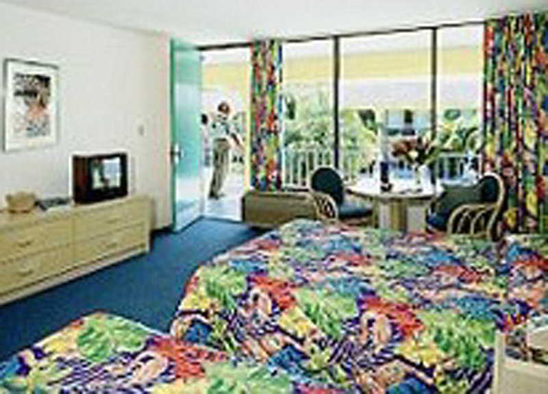 Royal Islander Hotel Freeport Esterno foto